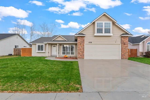 $390,000 | 658 East Huckleberry Court, Kuna, ID 83634