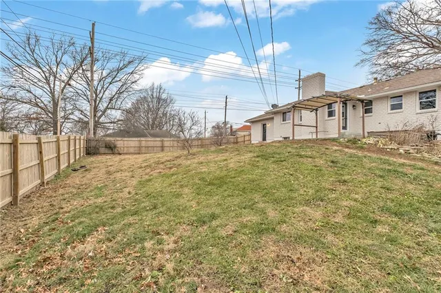 $335,000 | 11601 East 62nd Street, Raytown, MO 64133