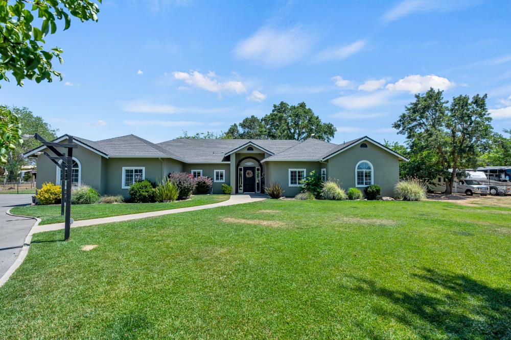 8731 Dillard Road Wilton, CA 95693 - Photo 1 of 1 Gallery Image 1