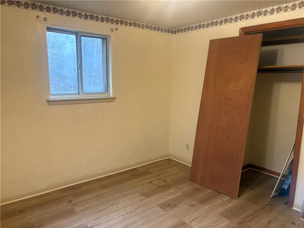 395 Dermond Road Hermitage, PA 16148 - Photo 14 of 24 2ND newer flooring