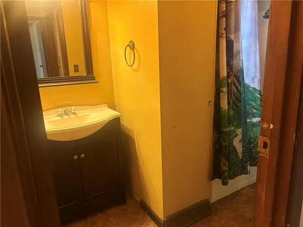 $269,000 | 395 Dermond Road, Hermitage, PA 16148