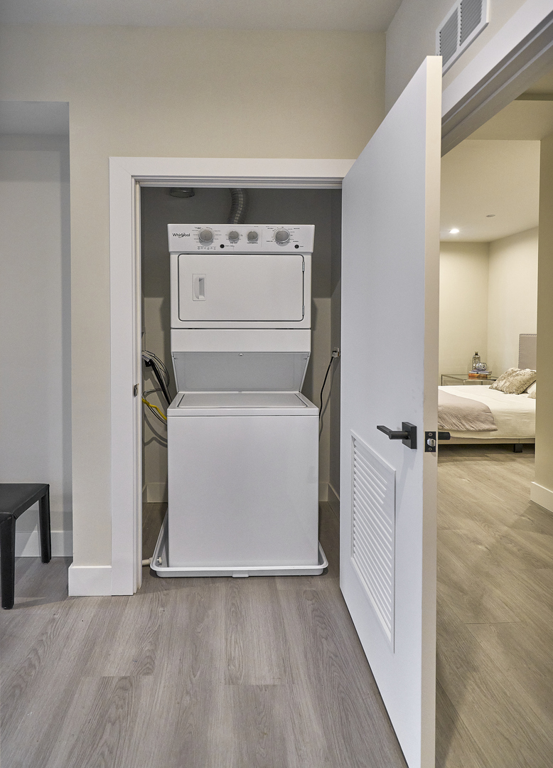 503 East Pershing Road, Unit 201 Chicago, IL 60653 - Photo 28 of 29