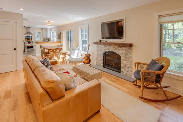 $2,200 | 7 Paugus Road, Holderness, NH 03245