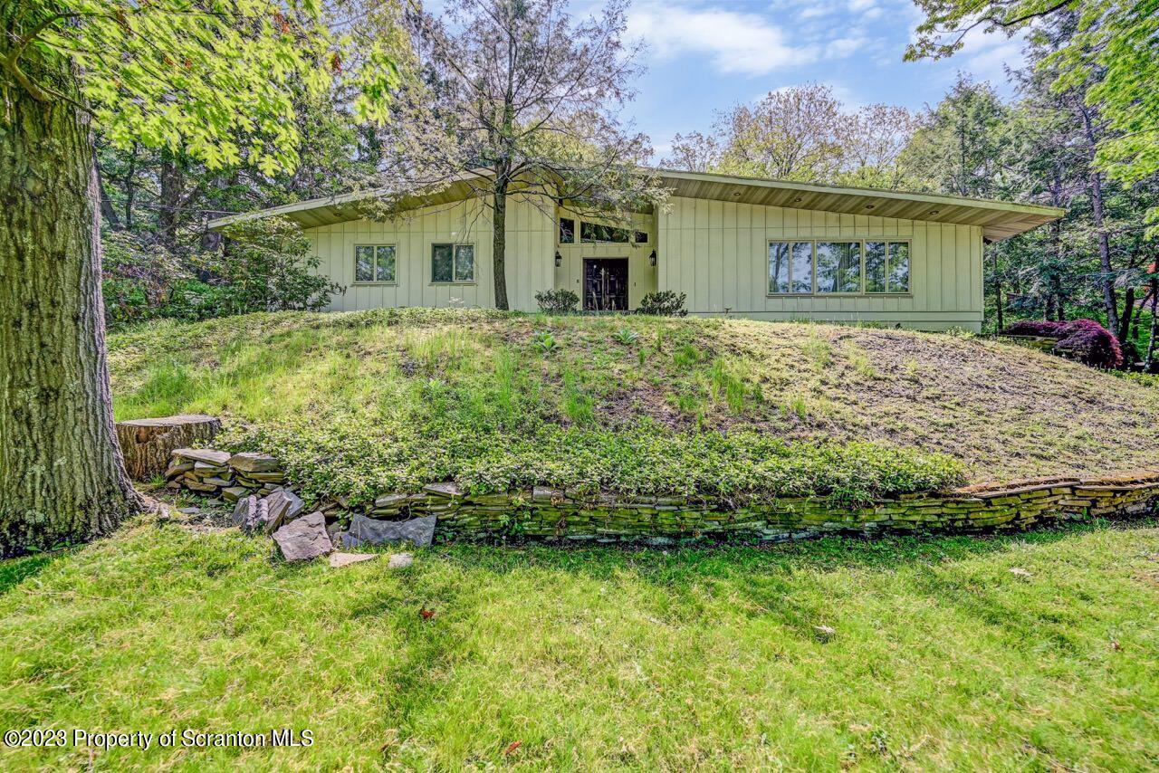 76 Elmhurst Boulevard Scranton, PA 18505 - Photo 1 of 79