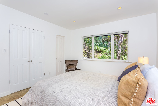 963 Roscomare Road Los Angeles, CA 90077 - Photo 22 of 53 Gallery Image 22