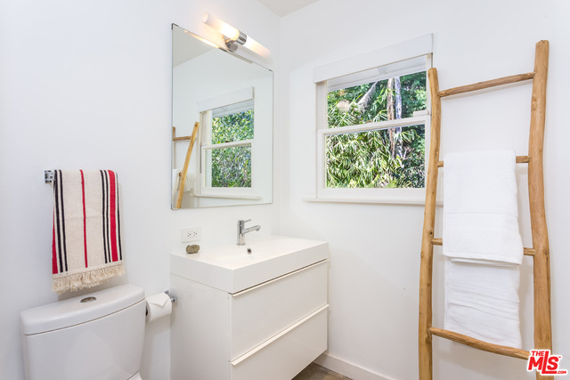 963 Roscomare Road Los Angeles, CA 90077 - Photo 23 of 53 Gallery Image 23