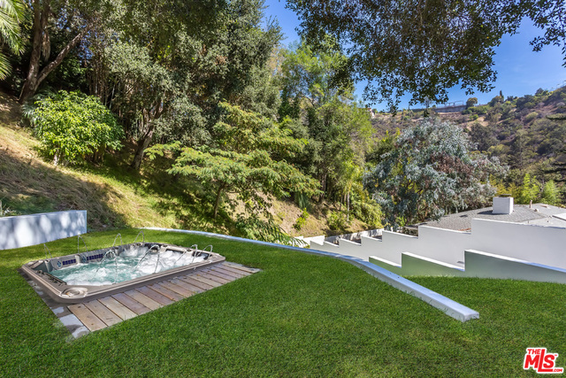 963 Roscomare Road Los Angeles, CA 90077 - Photo 30 of 53 Gallery Image 30