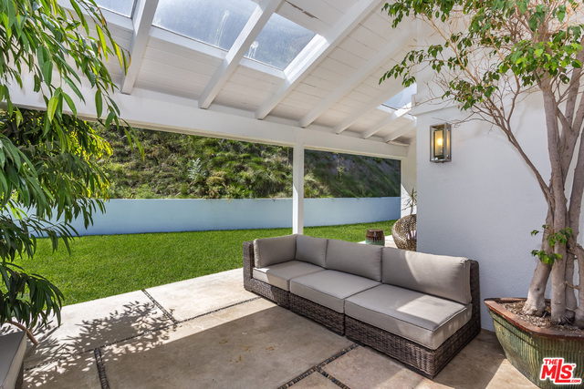 963 Roscomare Road Los Angeles, CA 90077 - Photo 42 of 53 Gallery Image 42