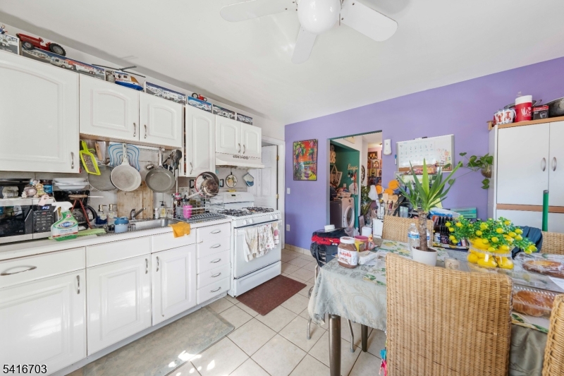 272 West Main Street Bound Brook, NJ 08805 - Photo 17 of 41