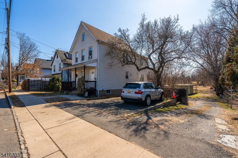 272 West Main Street Bound Brook, NJ 08805 - Photo 3 of 41