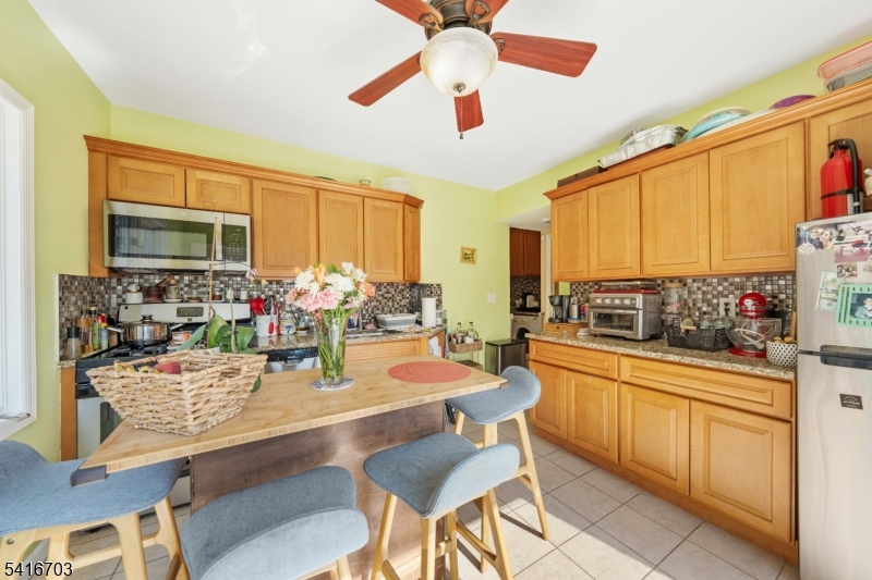 272 West Main Street Bound Brook, NJ 08805 - Photo 6 of 41