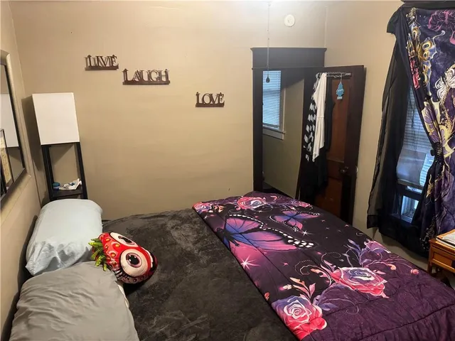 $112,500 | 11610 Hackett Street, Sugar Creek, MO 64054