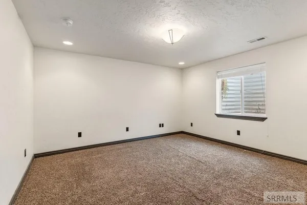 $595,000 | 22 North 725 West, Blackfoot, ID 83221
