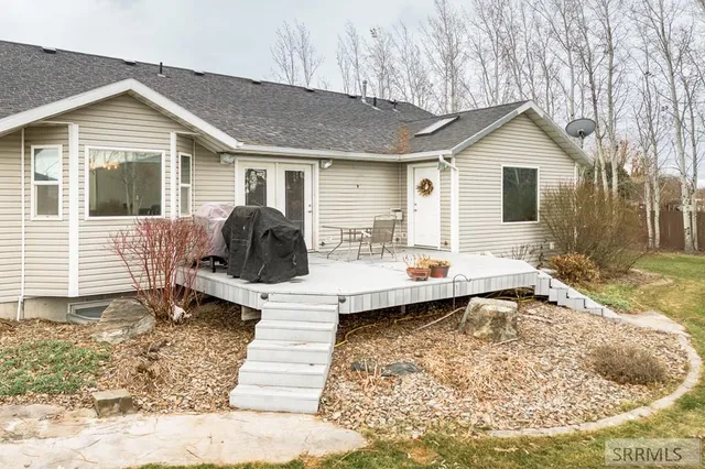 $605,000 | 22 North 725 West, Blackfoot, ID 83221