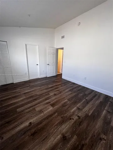 $2,450 | 6215 Southwest Kendale Lakes Circle, Unit 272, Miami, FL 33183