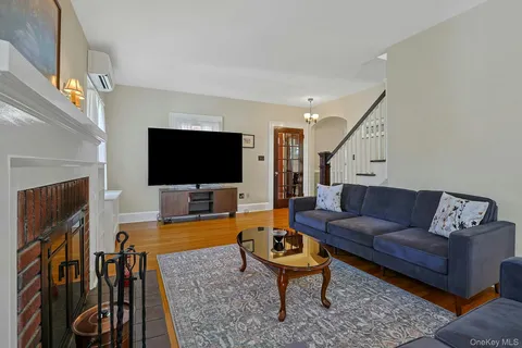 $599,000 | 16 Sherwood Avenue, Ossining, NY 10562
