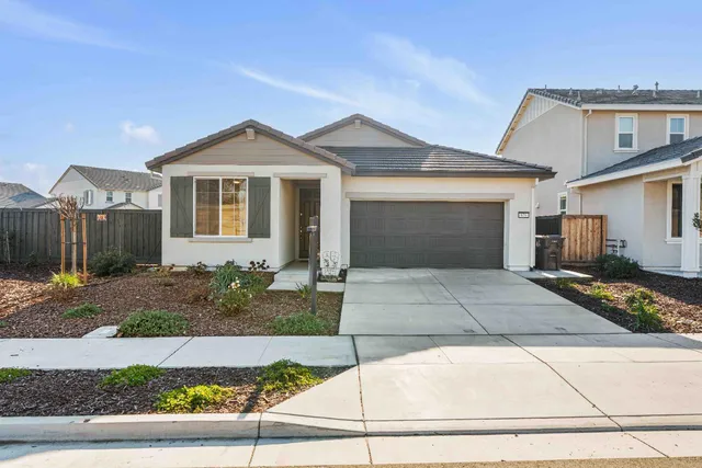 $735,000 | 976 Garzas Street, Lathrop, CA 95330