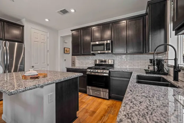 $735,000 | 976 Garzas Street, Lathrop, CA 95330