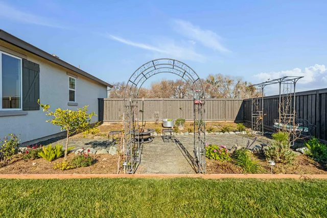 $735,000 | 976 Garzas Street, Lathrop, CA 95330