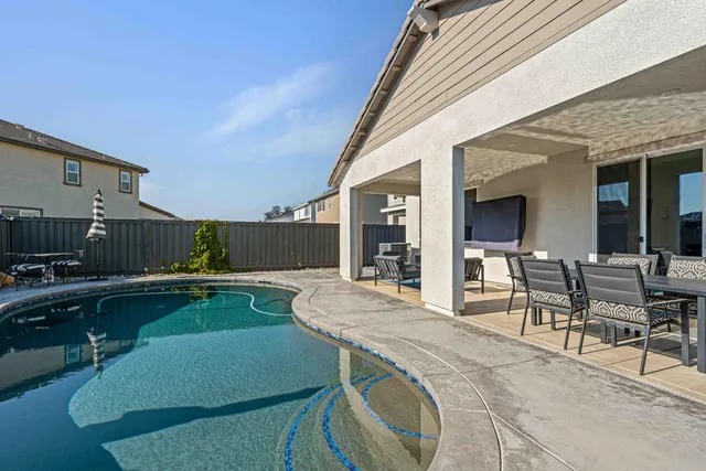 $735,000 | 976 Garzas Street, Lathrop, CA 95330