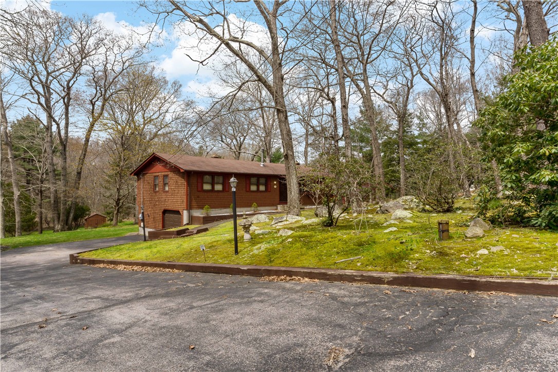 75 Liberty Church Road Exeter, RI 02822 - Photo 2 of 37