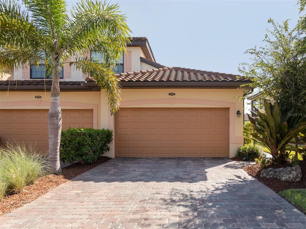 20190 Ragazza Circle, Unit 102 Venice, FL 34293 - Photo 1 of 1 Front Elevation