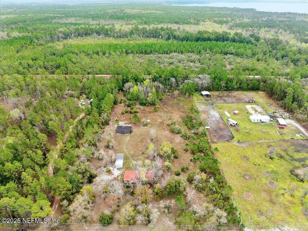100 Kenwood Boat Ramp Road Interlachen, FL 32148 - Photo 15 of 19 a view of a city with lush green forest