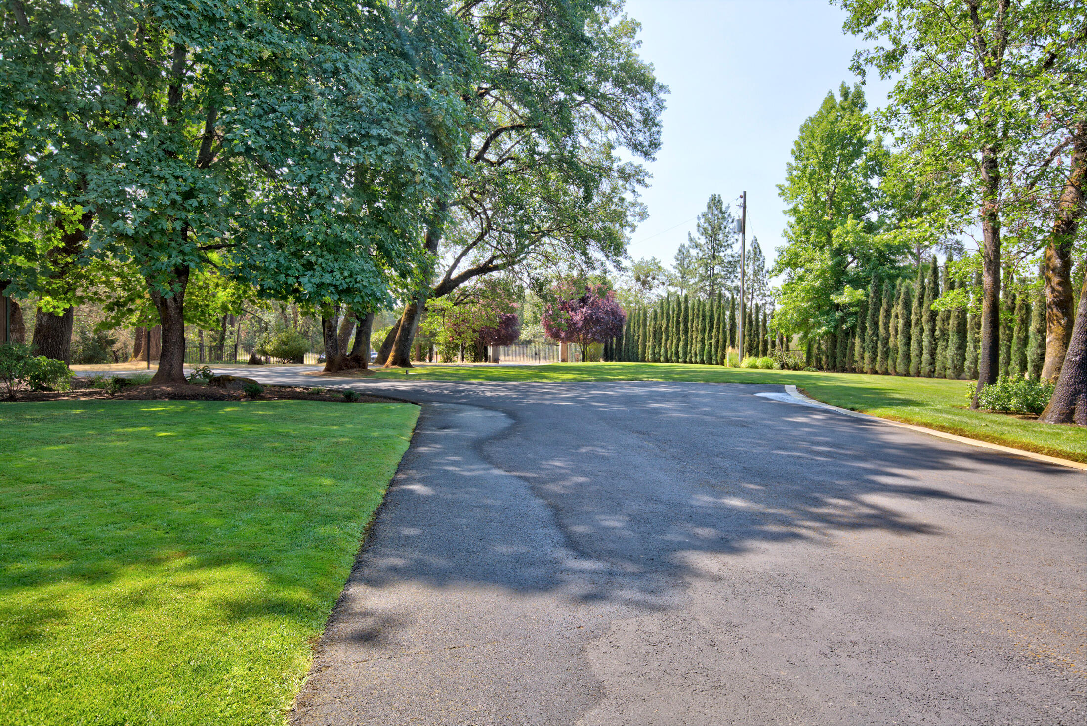 860 Flaming Road Grants Pass, OR 97526 - Photo 42 of 44 flaming035