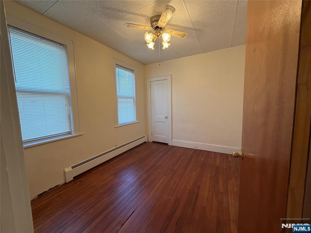 34 Feronia Way Rutherford, NJ 07070 - Photo 15 of 36