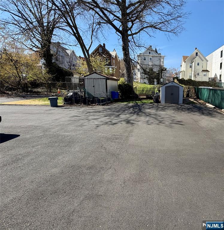 34 Feronia Way Rutherford, NJ 07070 - Photo 3 of 36