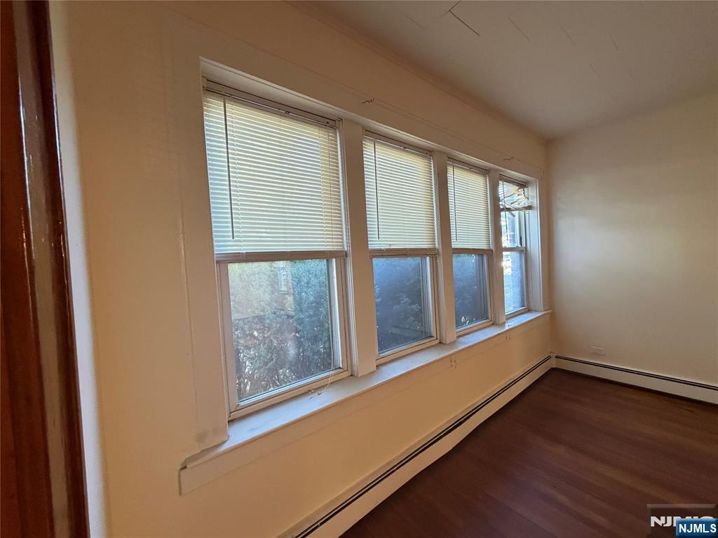 34 Feronia Way Rutherford, NJ 07070 - Photo 6 of 36