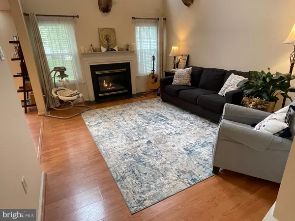 $3,150 | 404 Summerhill Court, Warminster, PA 18974