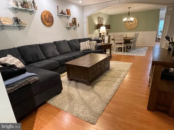 $3,150 | 404 Summerhill Court, Warminster, PA 18974