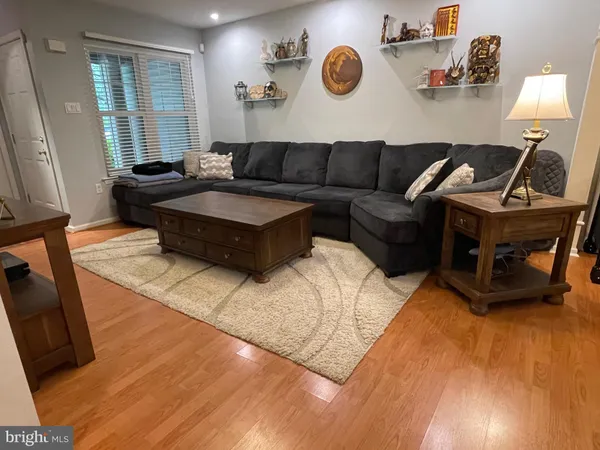 $3,150 | 404 Summerhill Court, Warminster, PA 18974