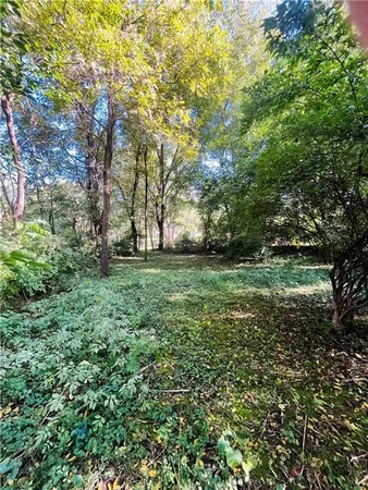 $17,900 | 2715 Cook Road, St. Joseph, MO 64505