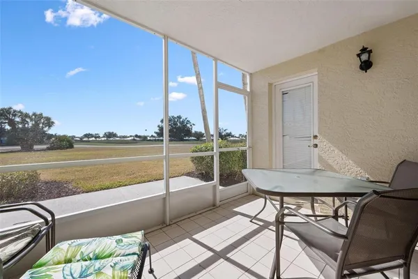 $239,500 | 918 Wexford Boulevard, Unit 918, Venice, FL 34293