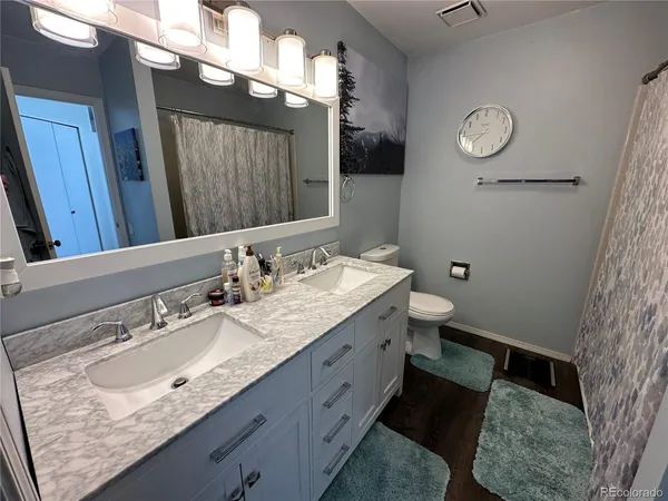 $1,900 | 920 Azure Circle, Colorado Springs, CO 80910