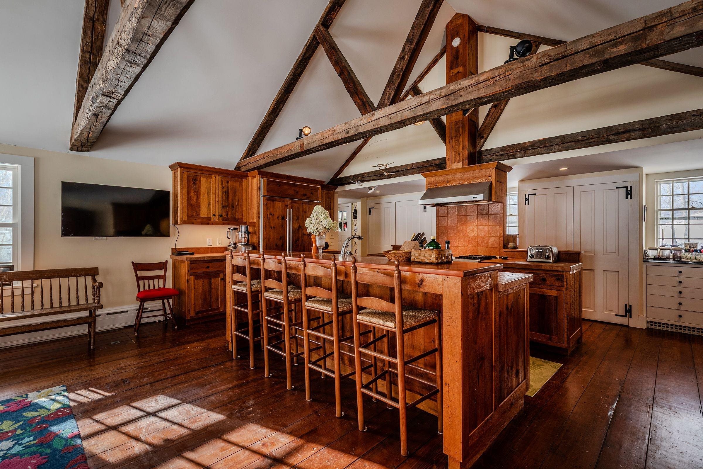 74 Barber Hill Road Pomfret, VT 05091 - Photo 11 of 55