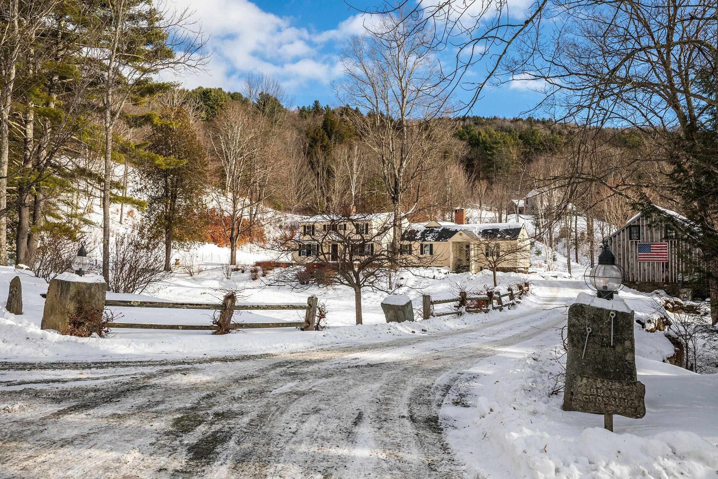 74 Barber Hill Road Pomfret, VT 05091 - Photo 3 of 55