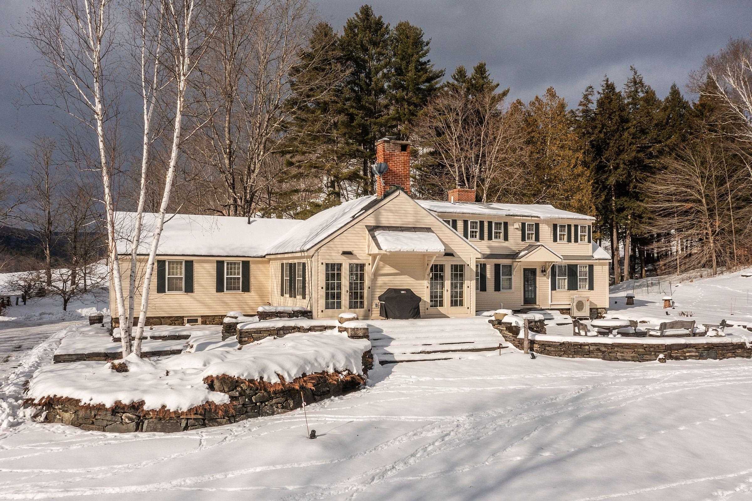 74 Barber Hill Road Pomfret, VT 05091 - Photo 4 of 55