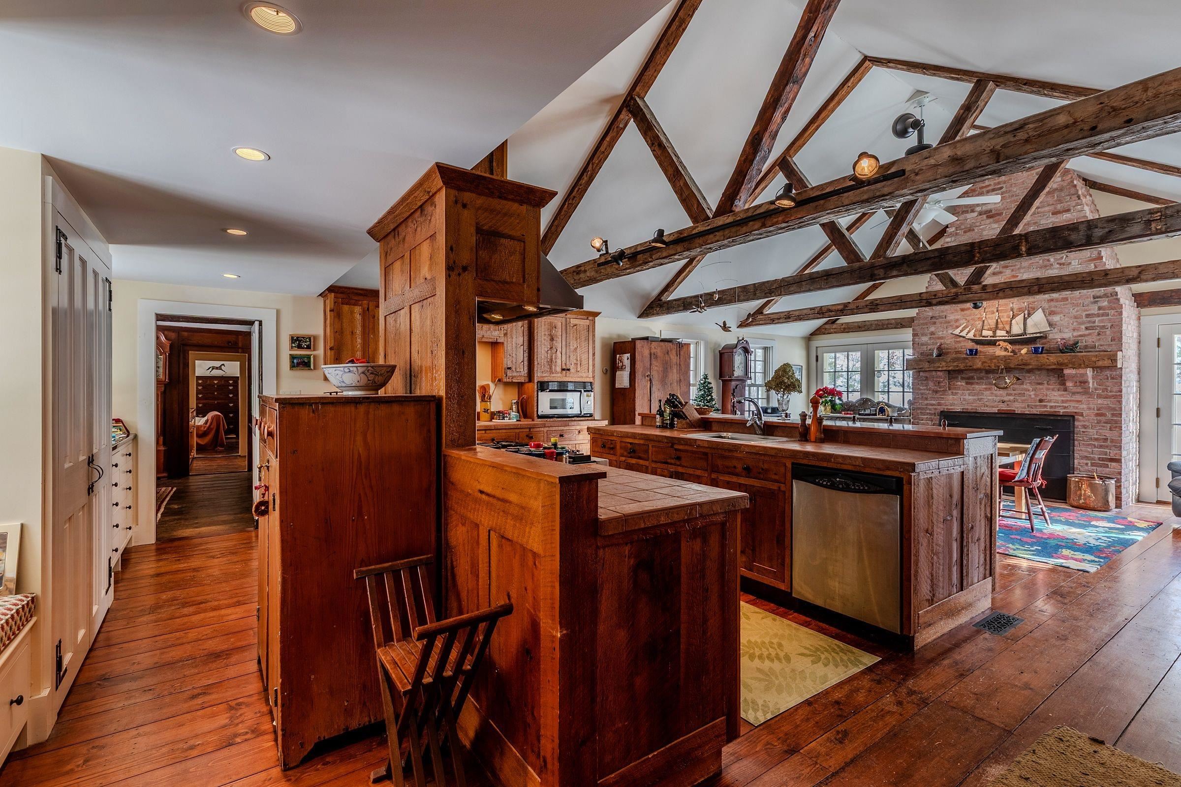 74 Barber Hill Road Pomfret, VT 05091 - Photo 8 of 55