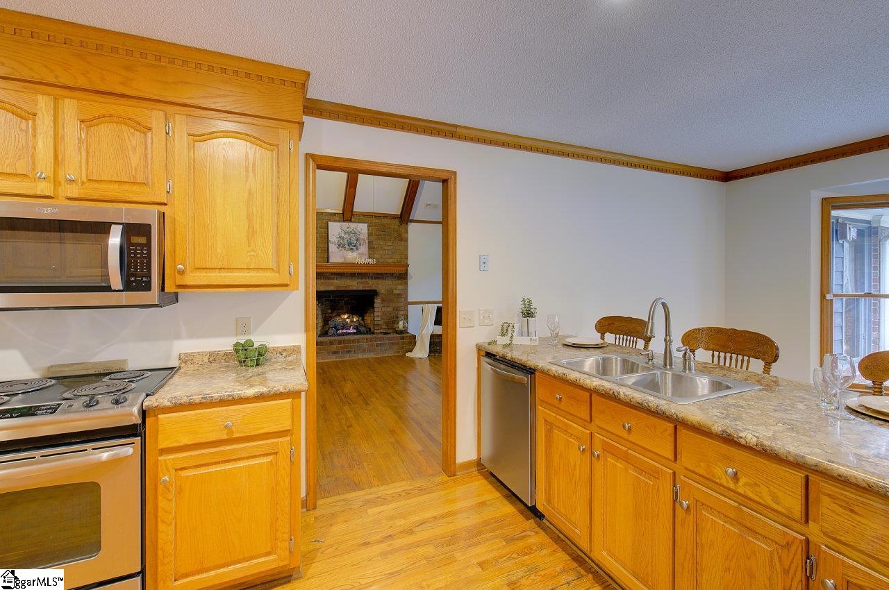 568 Meece Mill Road Pickens, SC 29671 - Photo 9 of 37