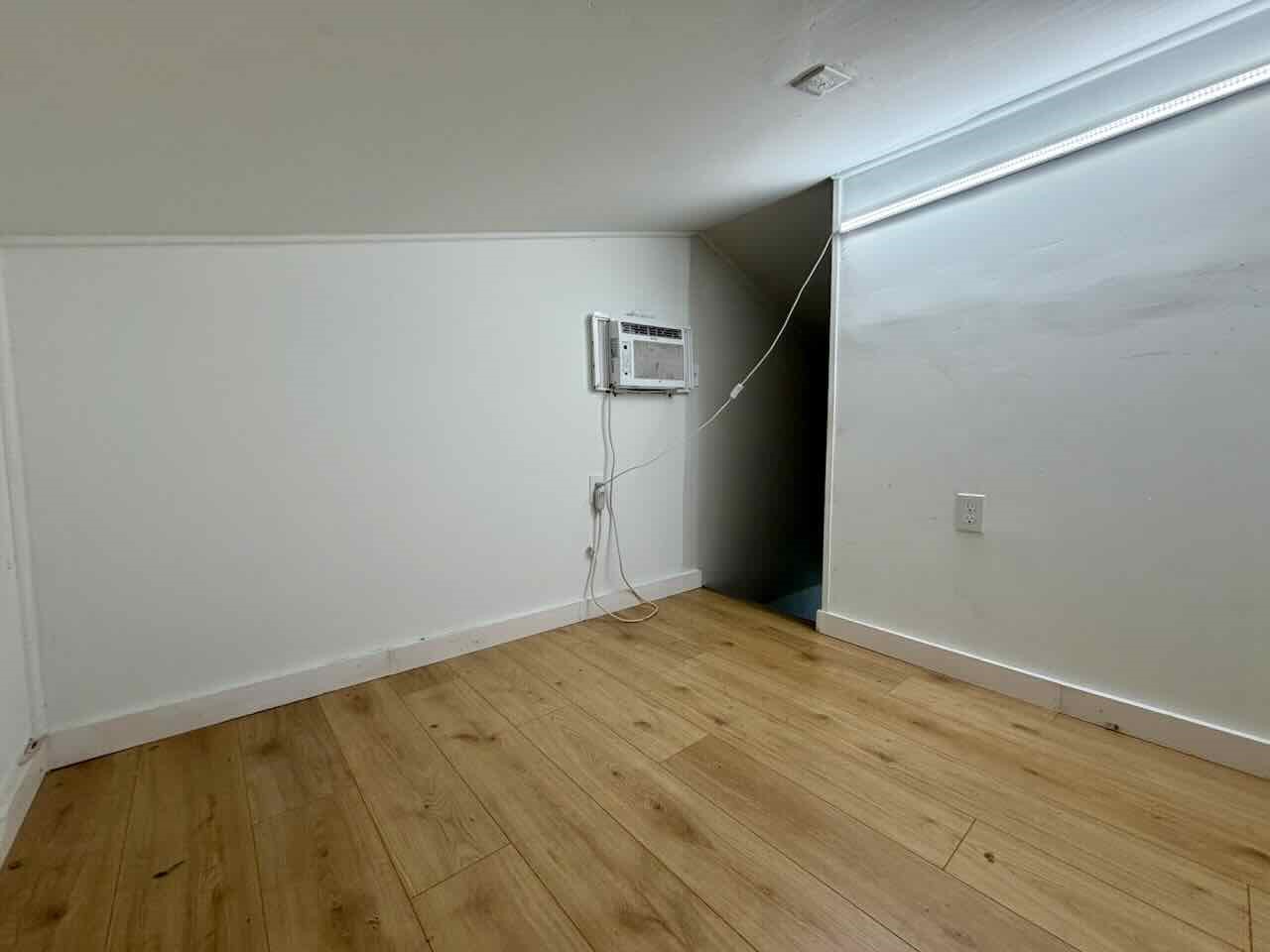 3844 South Pine Island Road Beaumont, TX 77713 - Photo 23 of 24 a view of an empty room