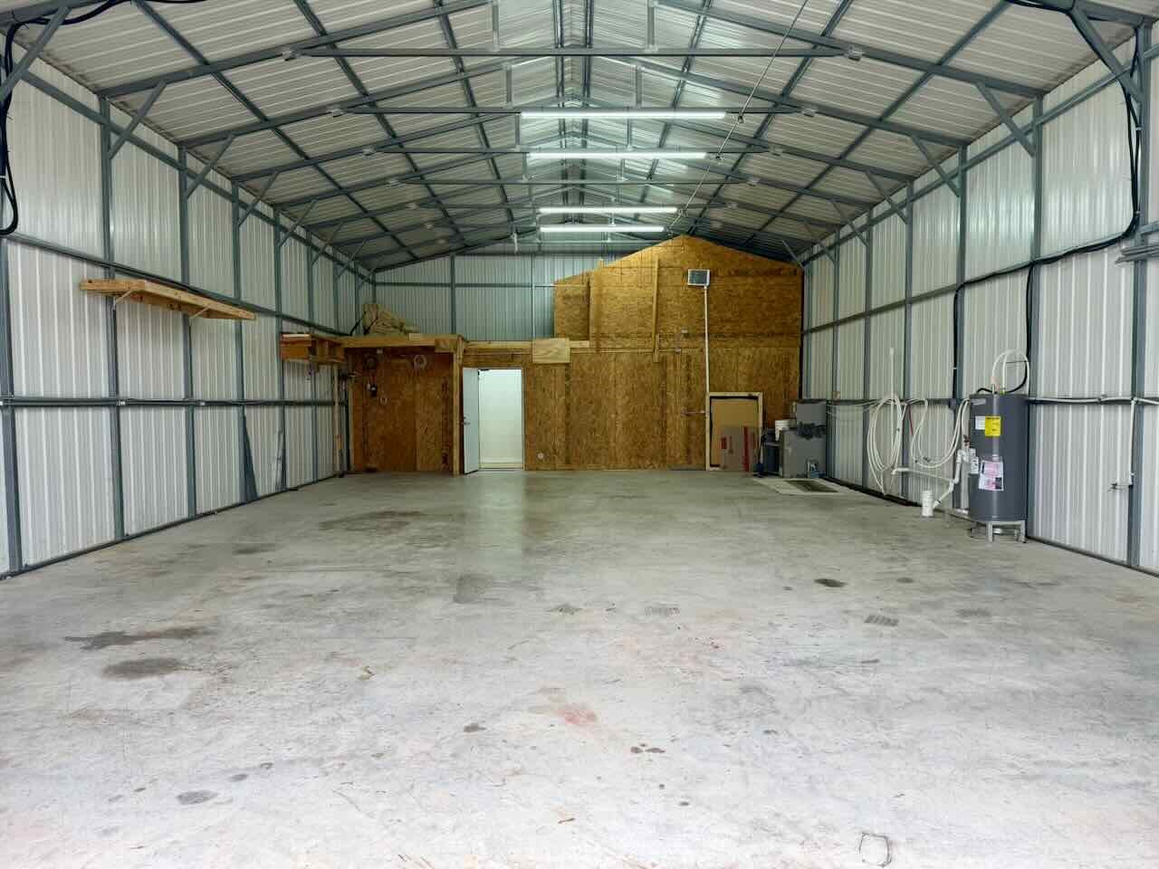 3844 South Pine Island Road Beaumont, TX 77713 - Photo 10 of 24 a view of empty room