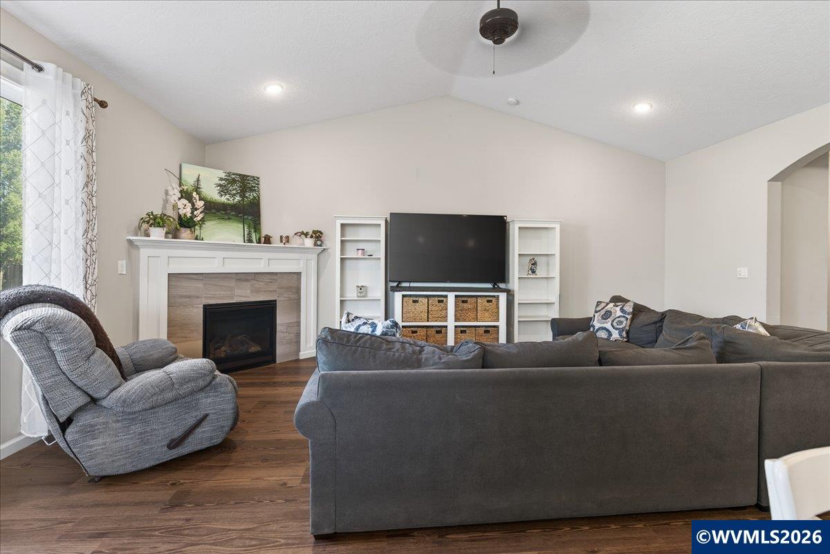 6055 Northeast Tuscan Loop Albany, OR 97321 - Photo 23 of 48