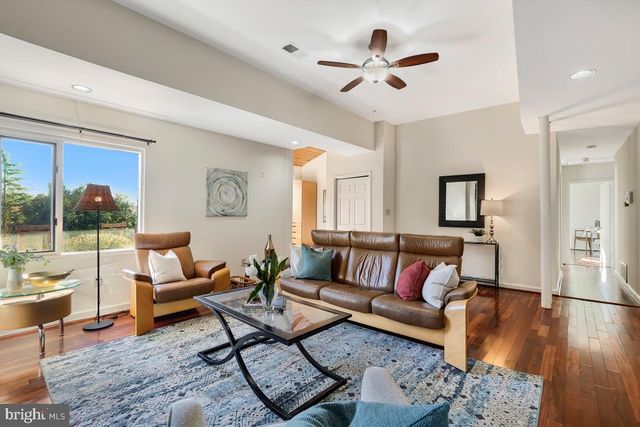 $1,410,000 | 6204 Bannockburn Drive, Bethesda, MD 20817