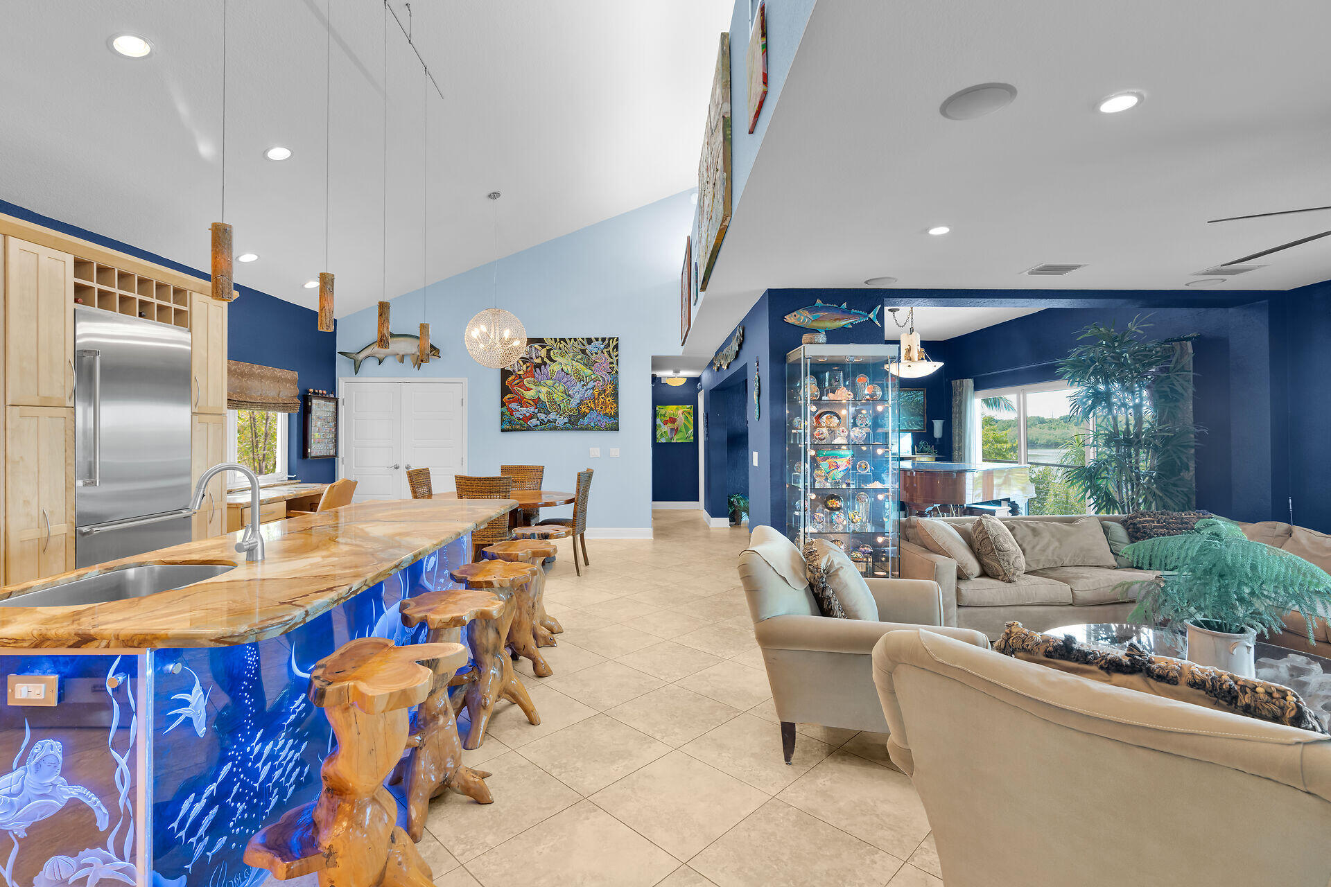 151 Lake Road Tavernier, FL 33070 - Photo 12 of 48 Great Room