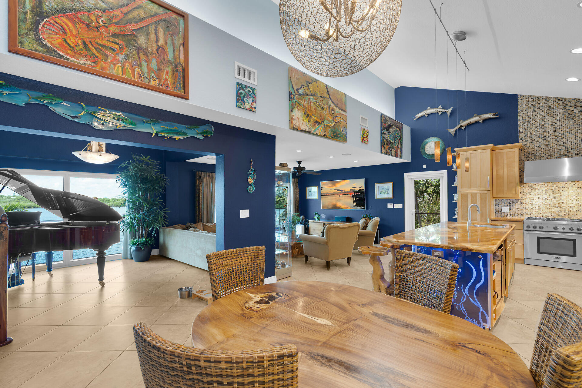 151 Lake Road Tavernier, FL 33070 - Photo 16 of 48 Great Room