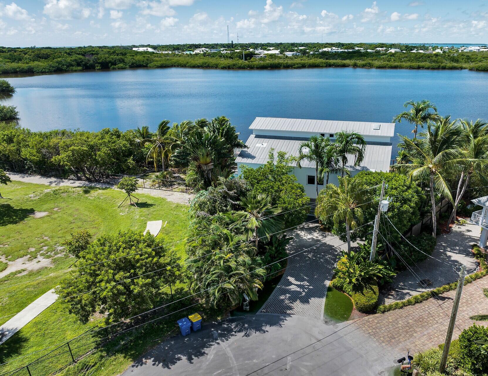 151 Lake Road Tavernier, FL 33070 - Photo 4 of 48 Serene Lakefront Setting