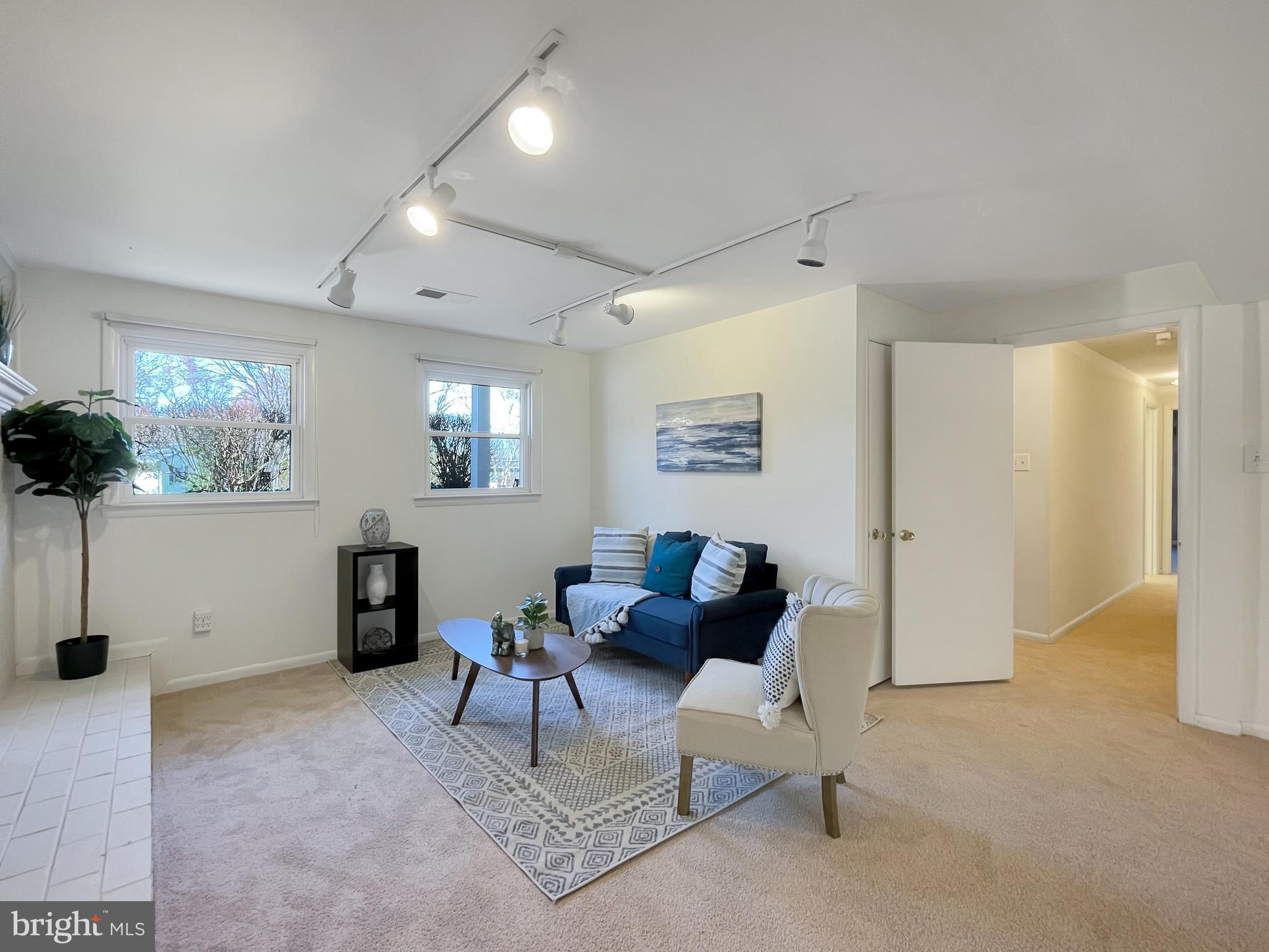 9121 Andromeda Drive Burke, VA 22015 - Photo 25 of 41